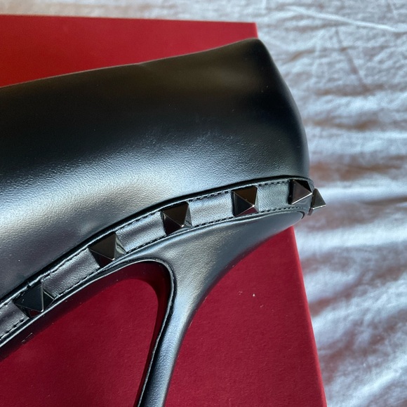 Valentino Caravani stiletto Rockstud pumps - Picture 9 of 15